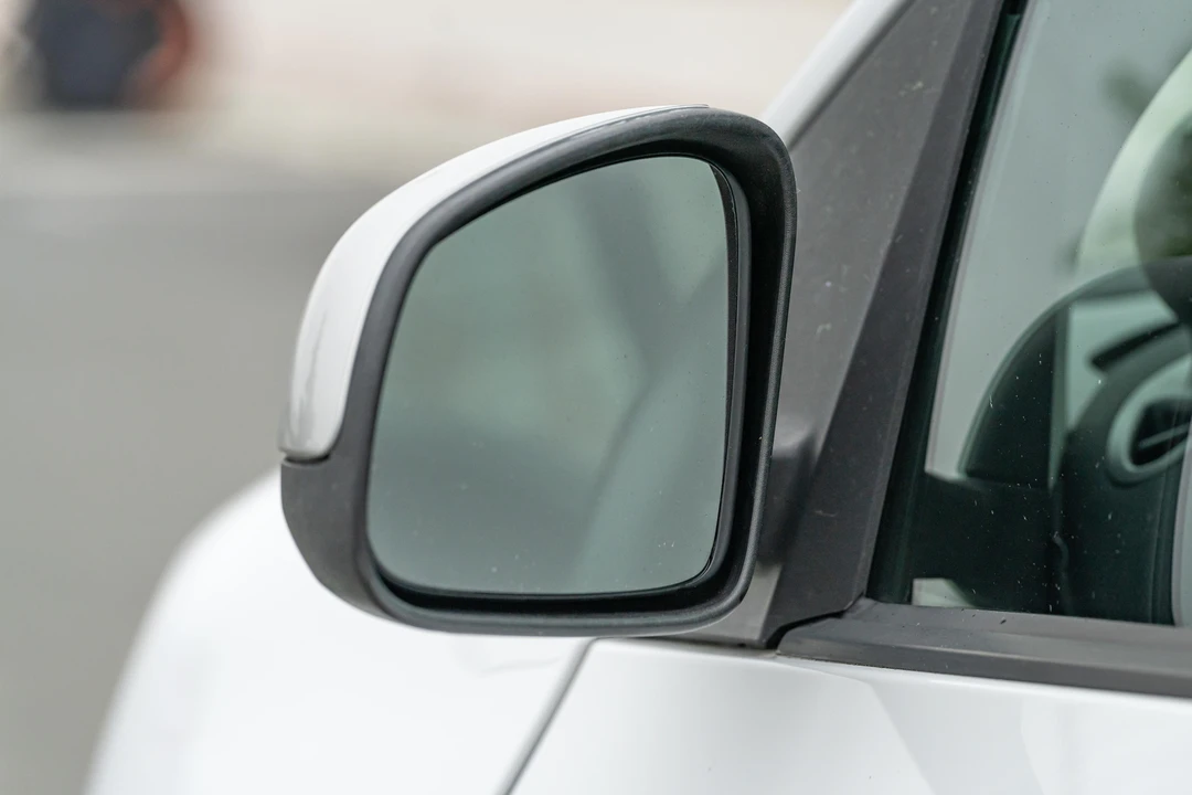 2016 Smart Fortwo 3rd Gen - Image 24 of 31