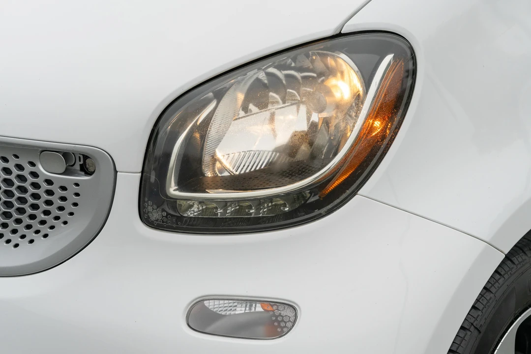 2016 Smart Fortwo 3rd Gen - Image 18 of 31