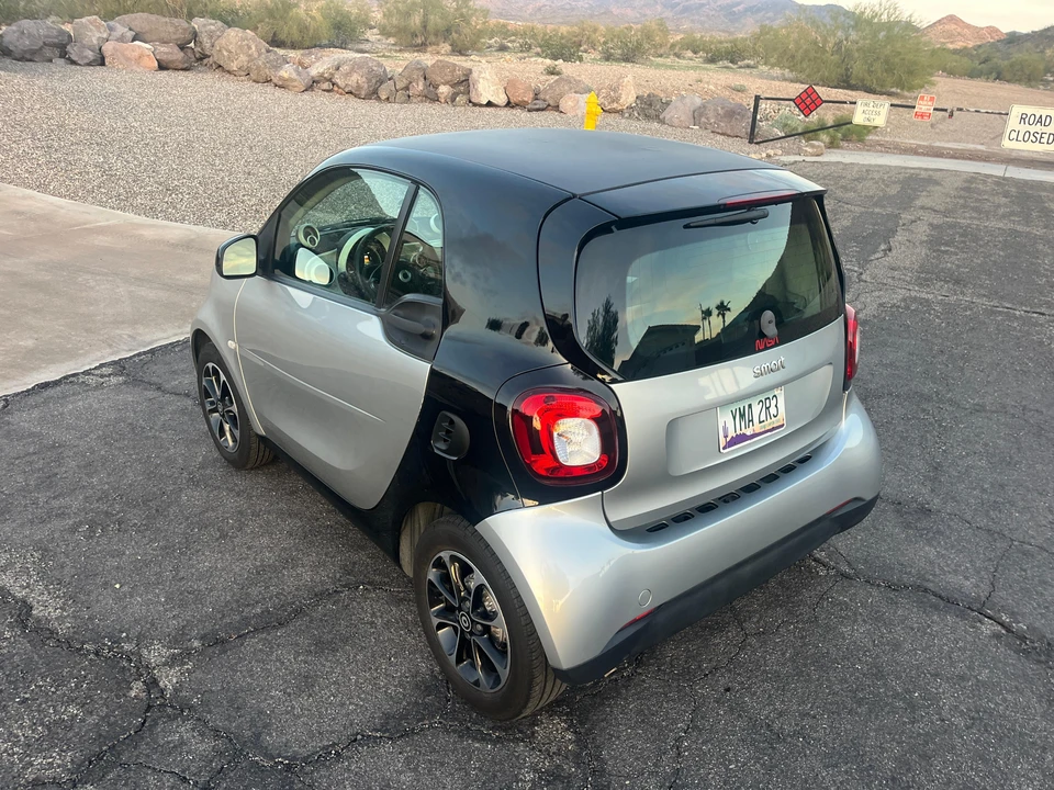 2016 Smart Fortwo 3rd Gen - Image 23 of 31