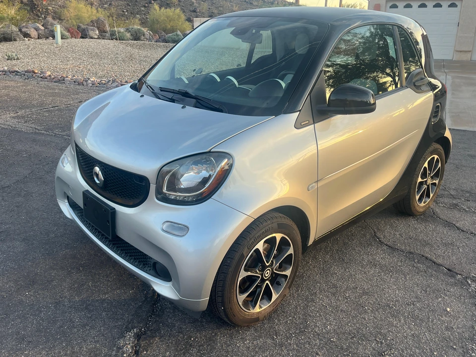 2016 Smart Fortwo 3rd Gen - Image 11 of 31