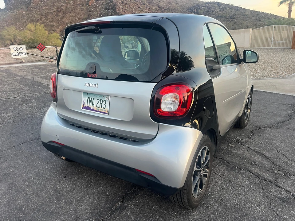 2016 Smart Fortwo 3rd Gen - Image 27 of 31