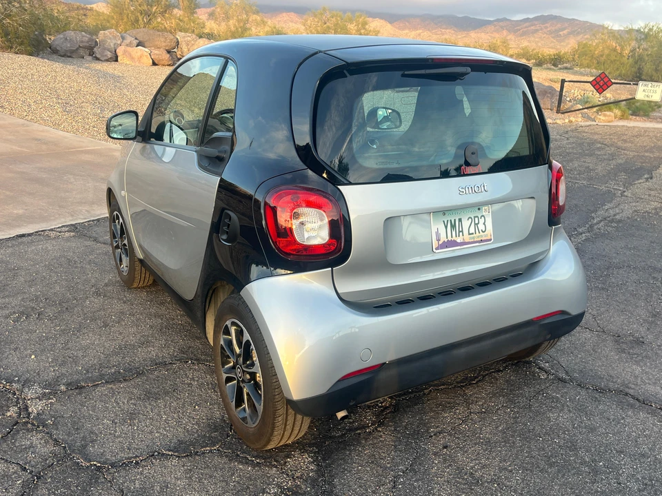 2016 Smart Fortwo 3rd Gen - Image 25 of 31
