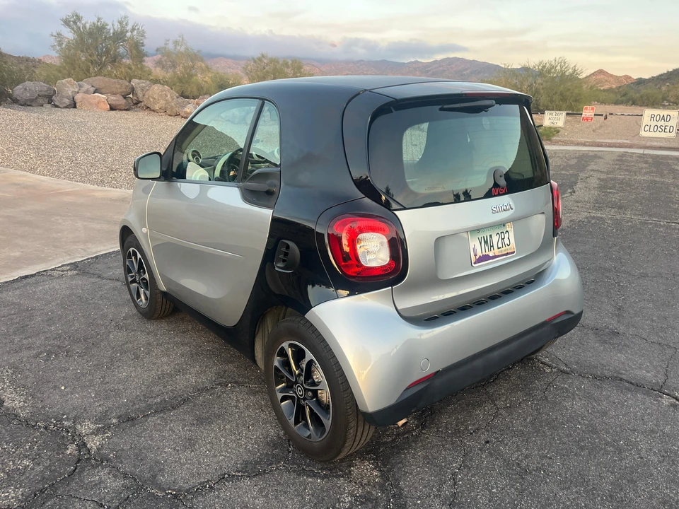 2016 Smart Fortwo 3rd Gen - Image 22 of 31