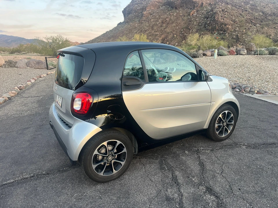 2016 Smart Fortwo 3rd Gen - Image 31 of 31