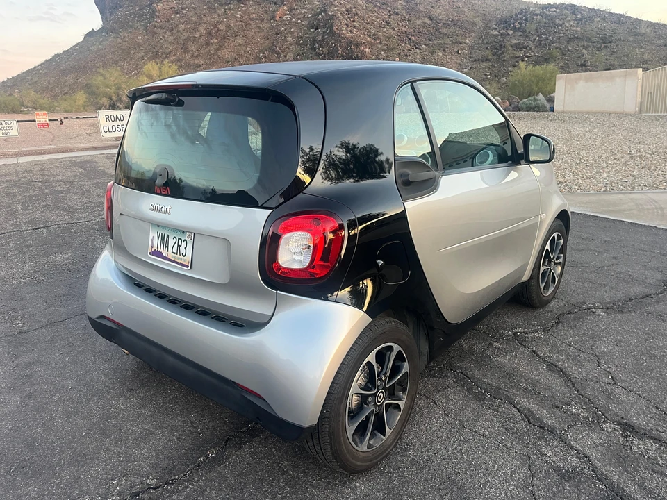 2016 Smart Fortwo 3rd Gen - Image 28 of 31