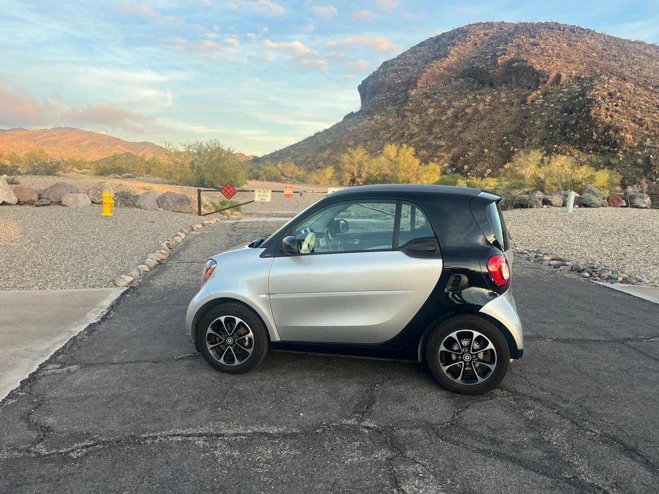 2016 Smart Fortwo 3rd Gen - Image 18 of 31
