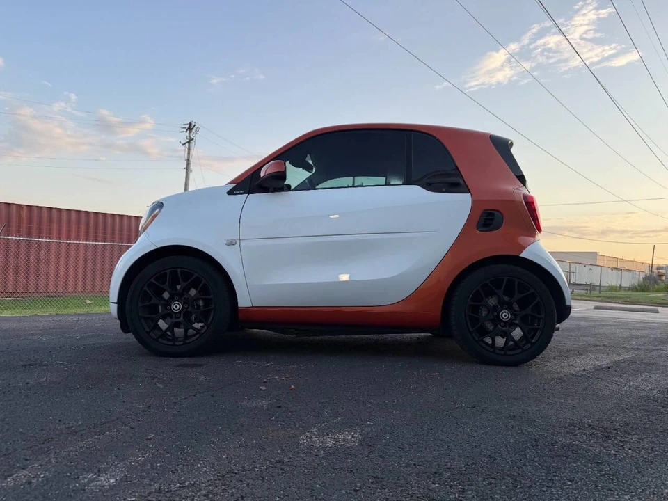2016 Smart Fortwo 3rd Gen - Image 17 of 31