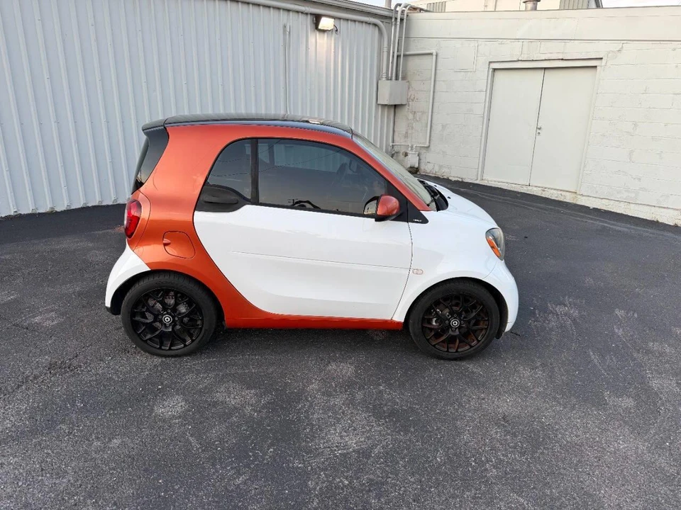 2016 Smart Fortwo 3rd Gen - Image 5 of 31