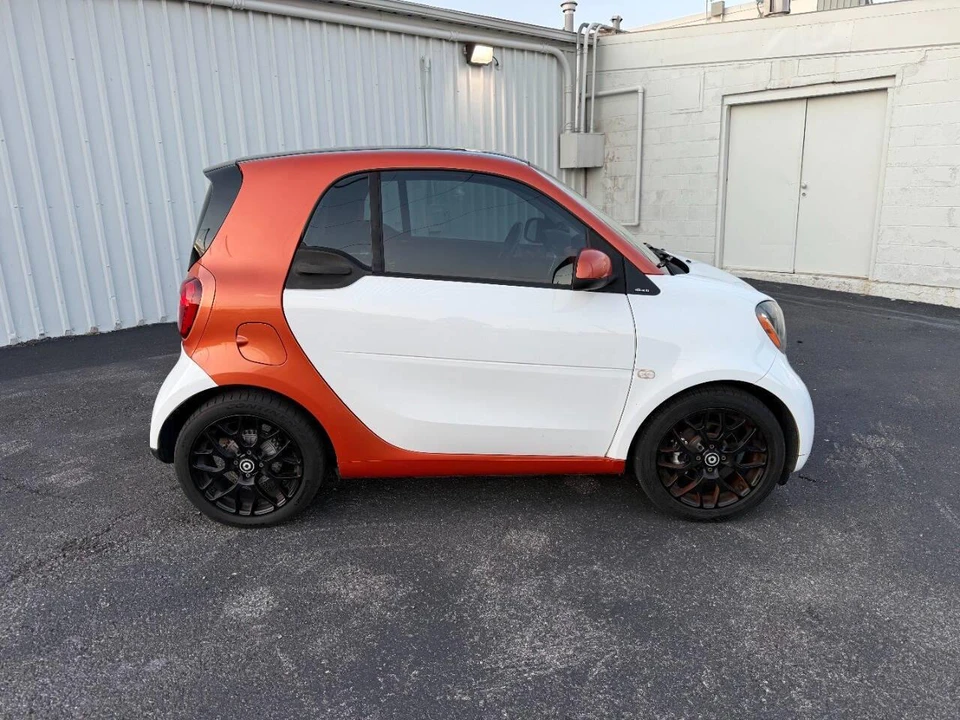 2016 Smart Fortwo 3rd Gen - Image 3 of 31