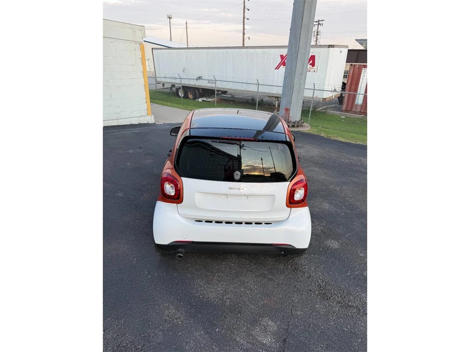 2016 Smart Fortwo 3rd Gen - Image 22 of 31