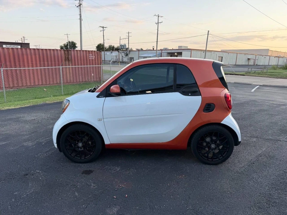 2016 Smart Fortwo 3rd Gen - Image 16 of 31