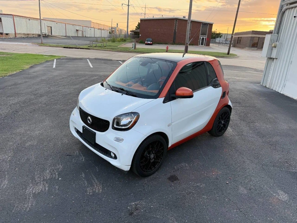 2016 Smart Fortwo 3rd Gen - Image 12 of 31