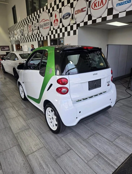 2016 Smart Fortwo 3rd Gen - Image 3 of 14