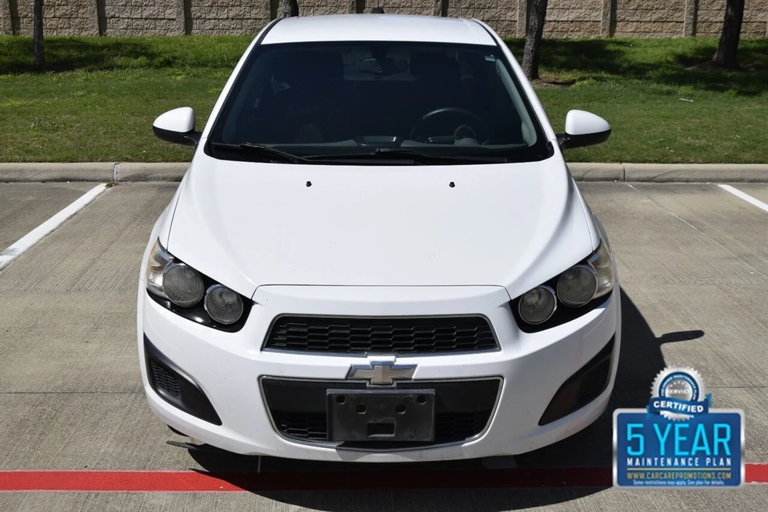 2016 Chevrolet Aveo/Sonic - Image 2 of 4