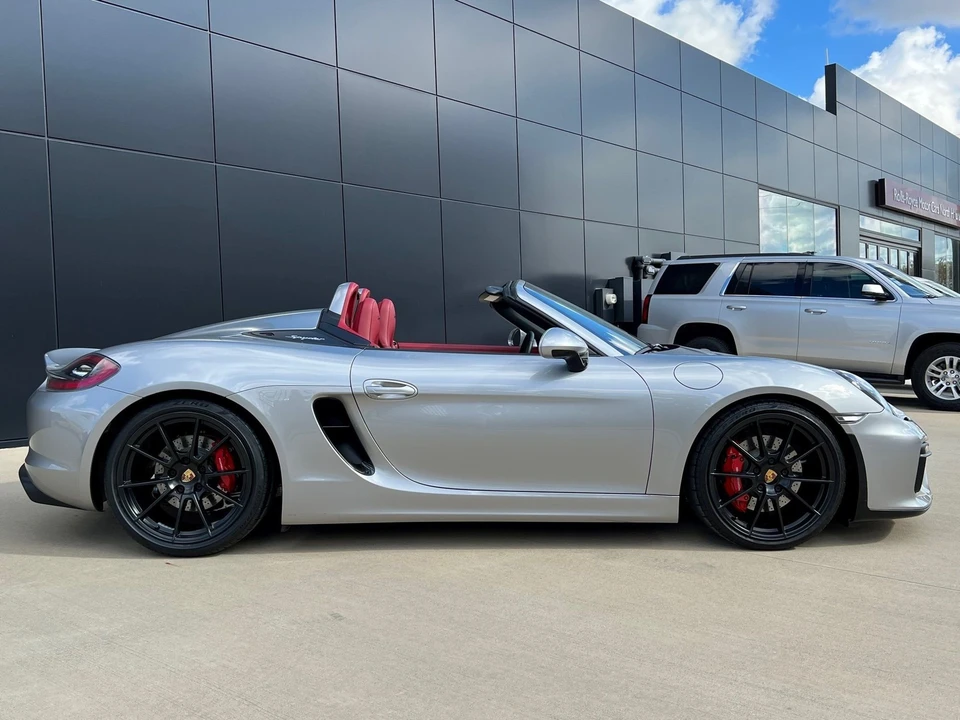 2016 Porsche 981 Boxster Spyder - Image 8 of 20