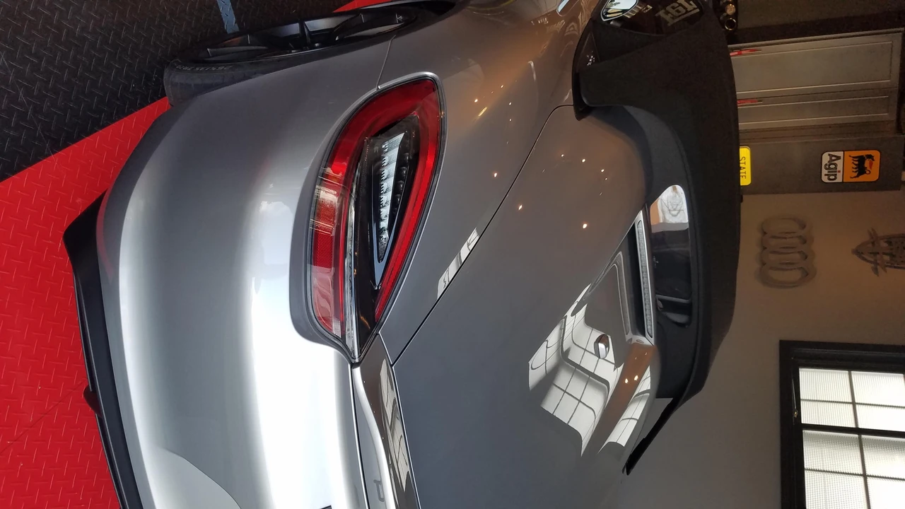 2016 Porsche 981 Boxster Spyder - Image 8 of 10