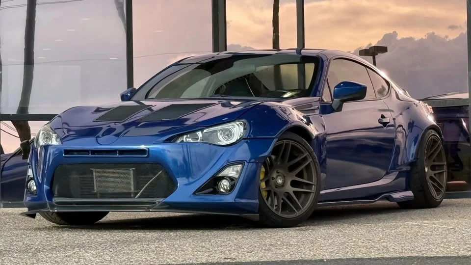 2016 Subaru BRZ 1st Gen - Image 2 of 20