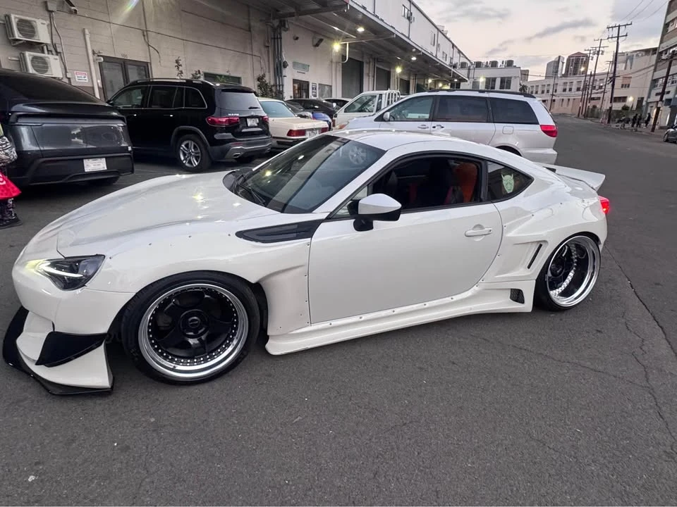 2016 Subaru BRZ 1st Gen - Image 2 of 10