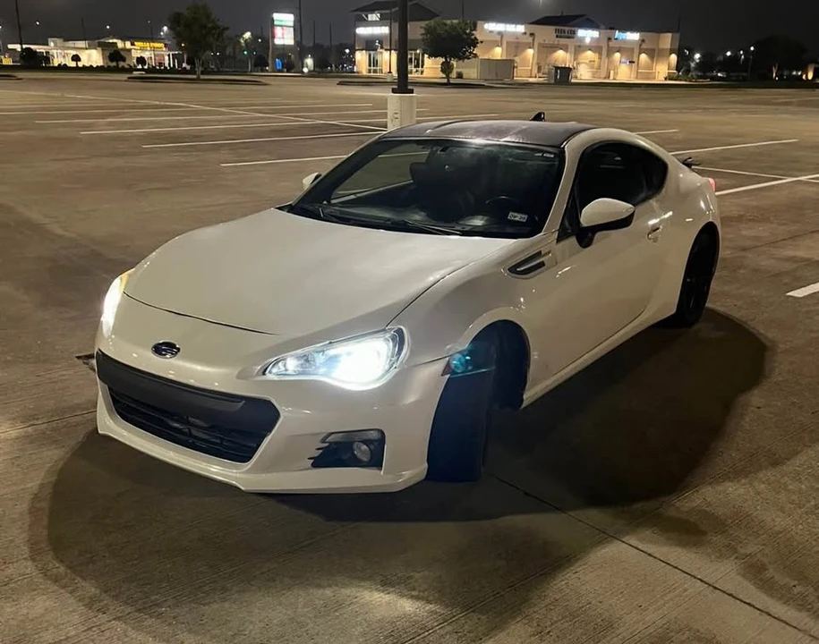 2016 Subaru BRZ 1st Gen - Image 2 of 10