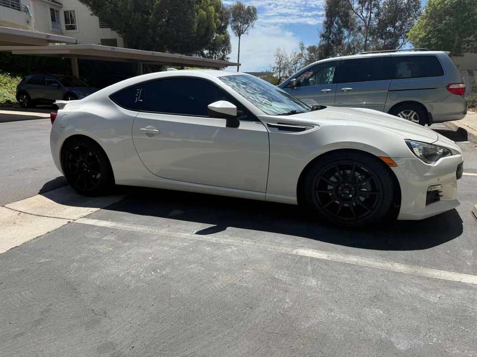 2016 Subaru BRZ 1st Gen - Image 2 of 12