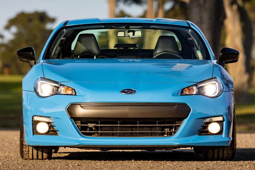 2016 Subaru BRZ 1st Gen - Image 2 of 31