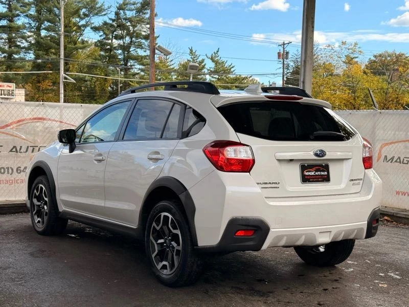 2016 Subaru Crosstrek 1st Gen - Image 9 of 12
