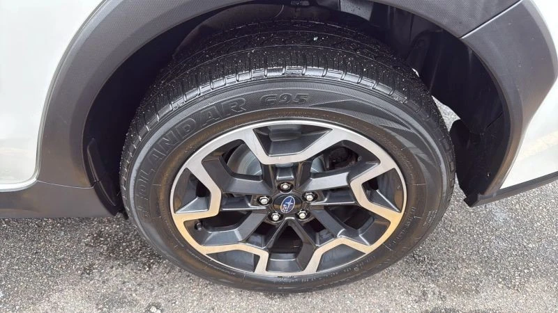2016 Subaru Crosstrek 1st Gen - Image 9 of 12