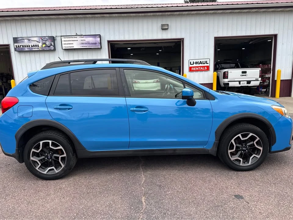 2016 Subaru Crosstrek 1st Gen - Image 5 of 17