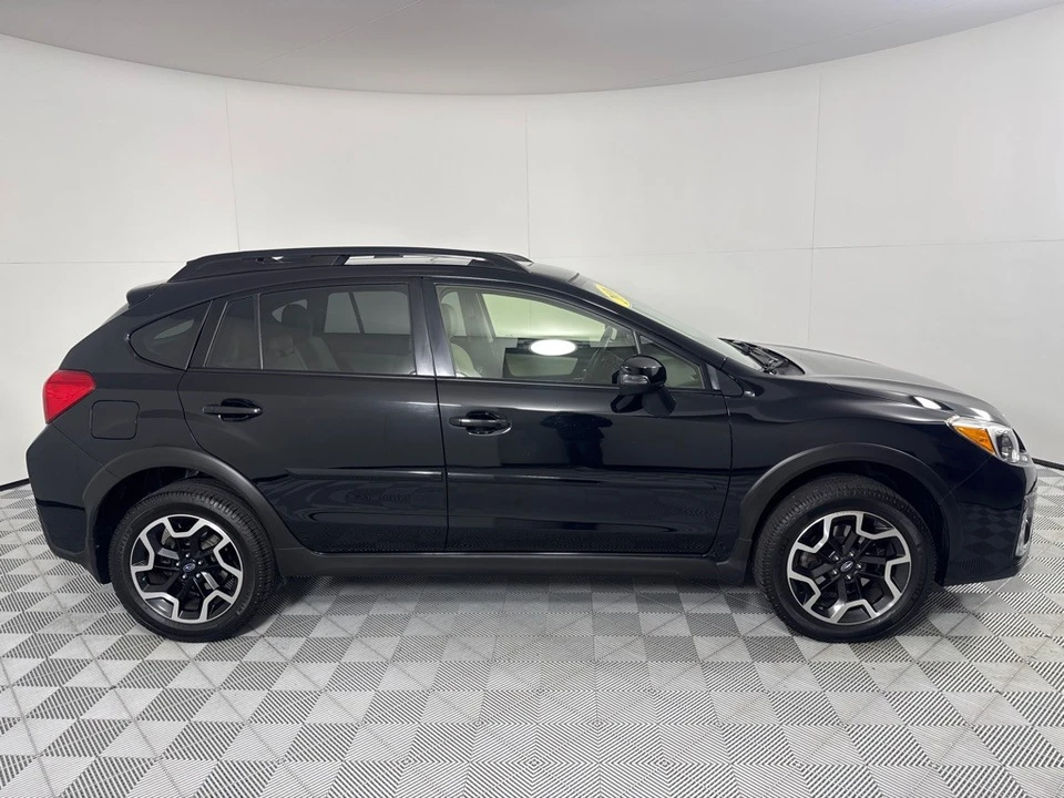 2016 Subaru Crosstrek 1st Gen - Image 4 of 12
