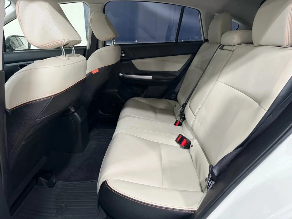 2016 Subaru Crosstrek 1st Gen - Image 8 of 16