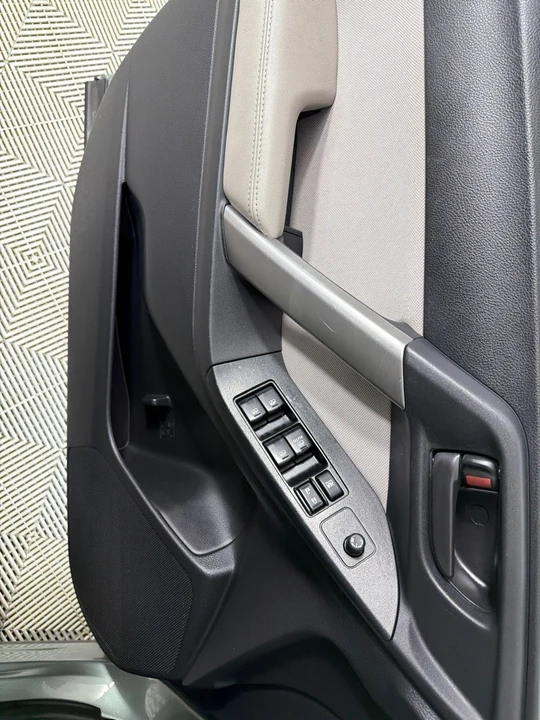 2016 Subaru Forester 4th Gen - Image 11 of 21