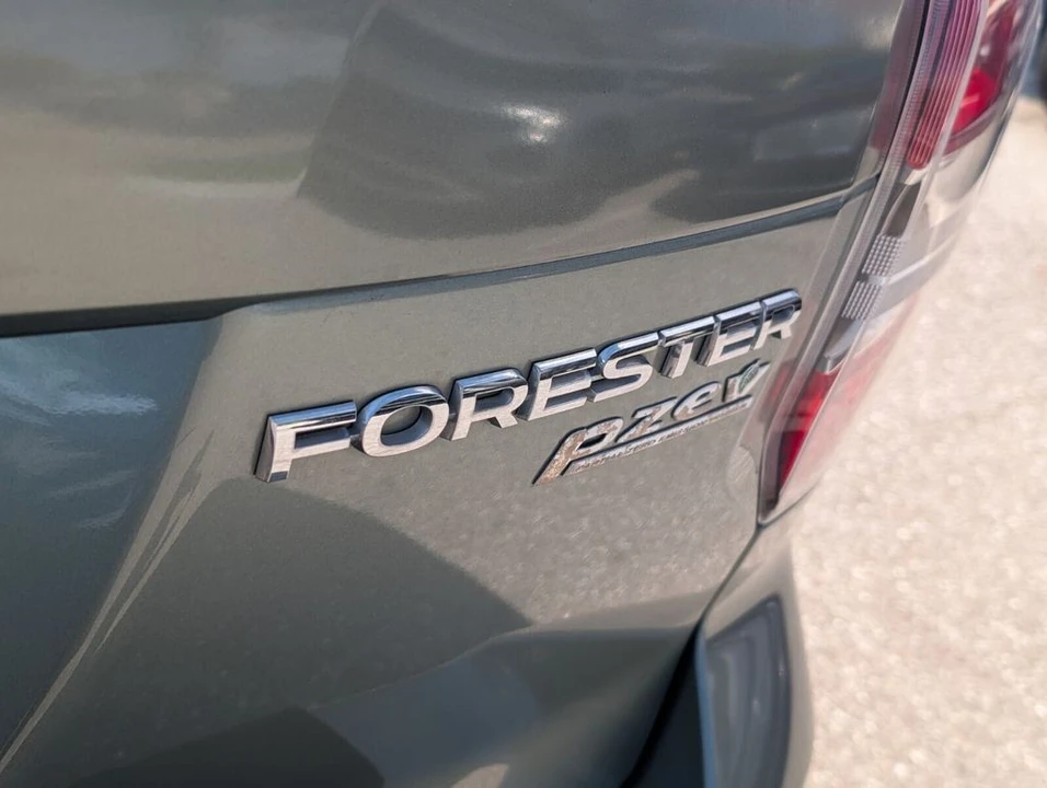 2016 Subaru Forester 4th Gen - Image 16 of 21