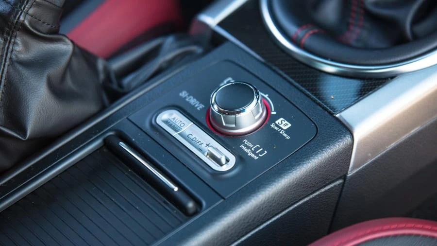 2016 Subaru Impreza WRX STi 4th Gen - Image 9 of 19