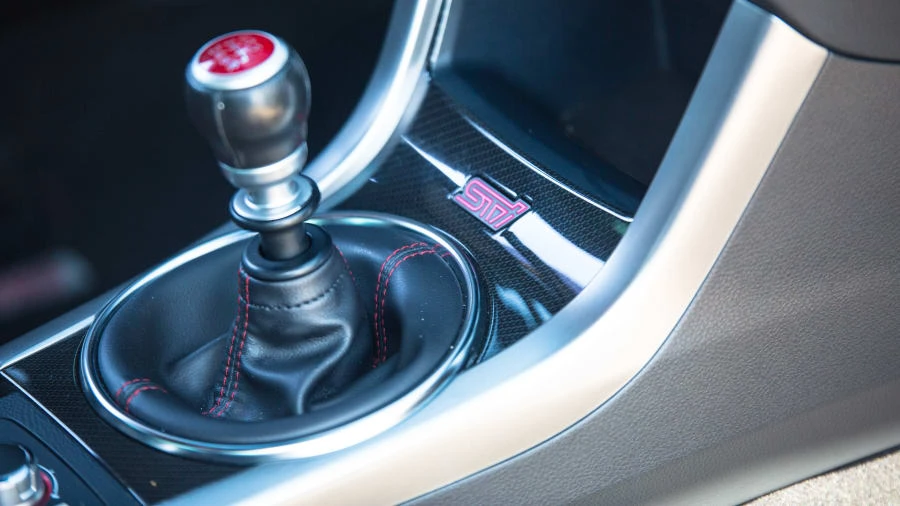 2016 Subaru Impreza WRX STi 4th Gen - Image 16 of 19