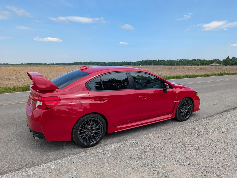 2016 Subaru Impreza WRX STi 4th Gen - Image 27 of 31