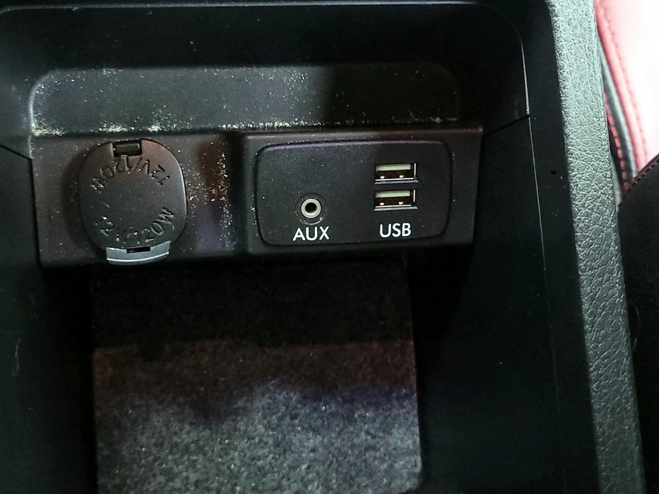 2016 Subaru Impreza WRX STi 4th Gen - Image 19 of 27