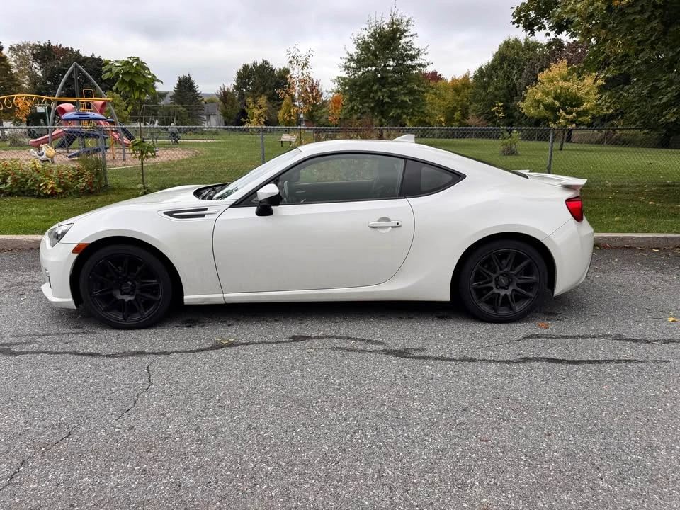 2016 Subaru BRZ 1st Gen - Image 2 of 12