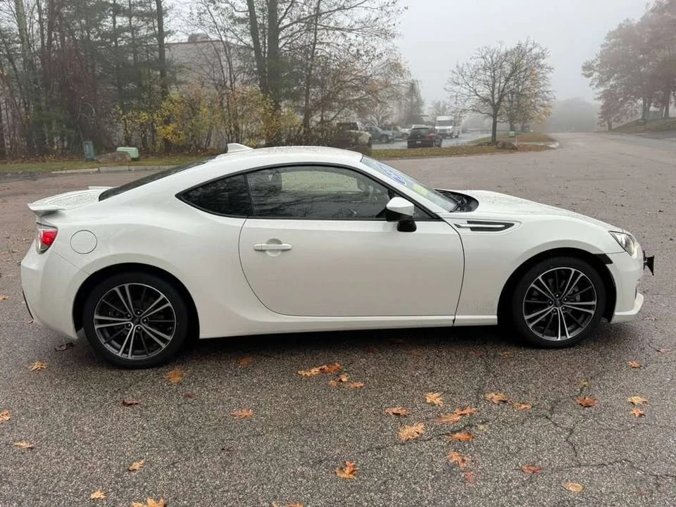 2016 Subaru BRZ 1st Gen - Image 7 of 12