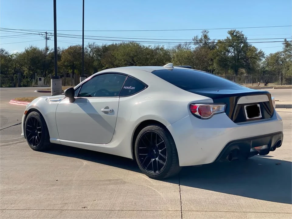 2016 Subaru BRZ 1st Gen - Image 2 of 8