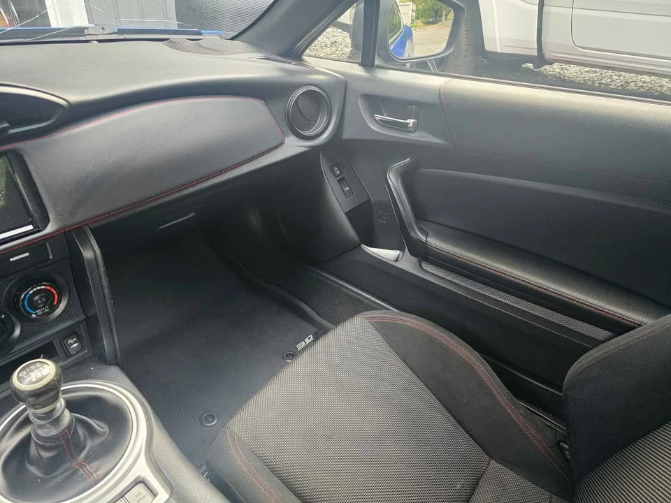 2016 Subaru BRZ 1st Gen - Image 5 of 18