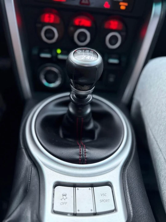 2016 Subaru BRZ 1st Gen - Image 5 of 12