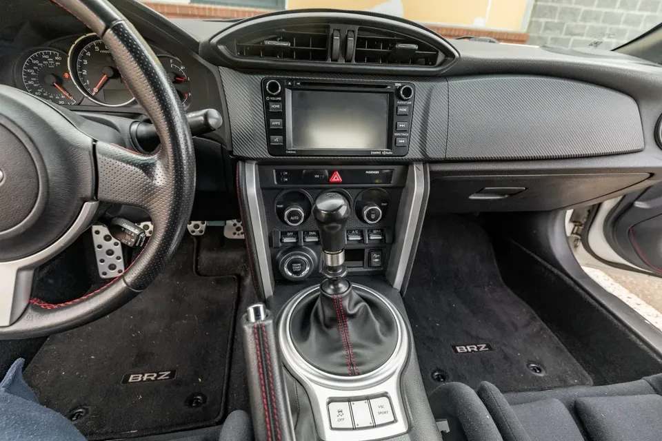2016 Subaru BRZ 1st Gen - Image 14 of 19