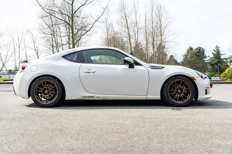 2016 Subaru BRZ 1st Gen - Image 2 of 19