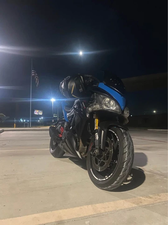 2016 Suzuki GSX - Image 2 of 4