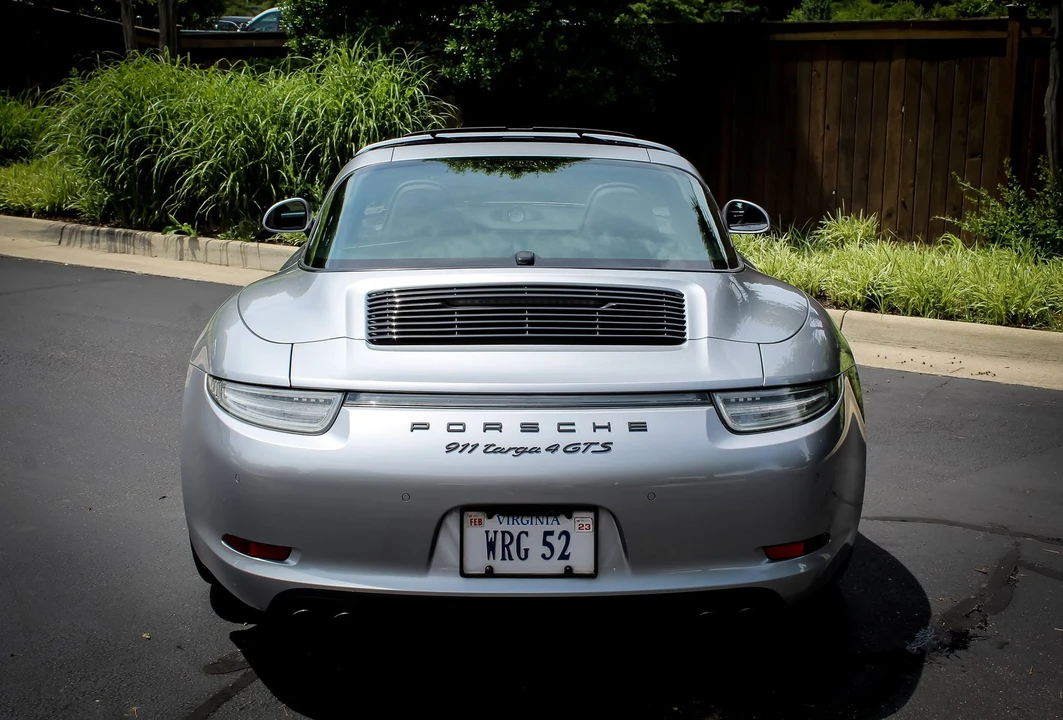 2016 Porsche 991 Targa 4 GTS - Image 6 of 23