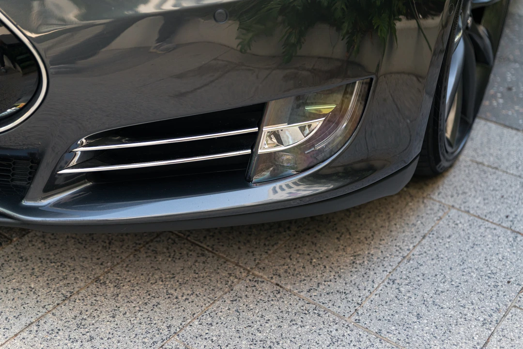 2016 Tesla Model S - Image 18 of 31