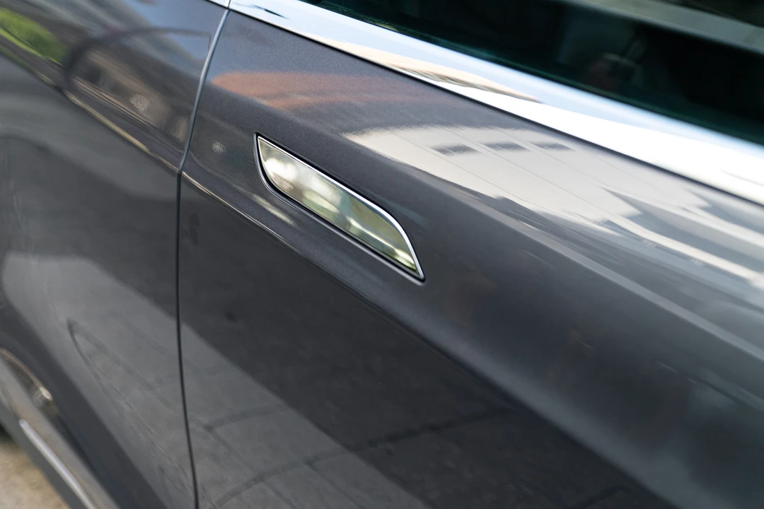 2016 Tesla Model S - Image 22 of 31