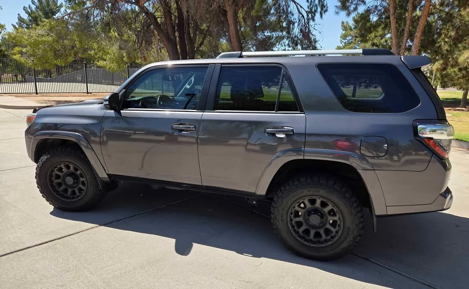 2016 Toyota 4Runner 5th Gen - Image 4 of 11
