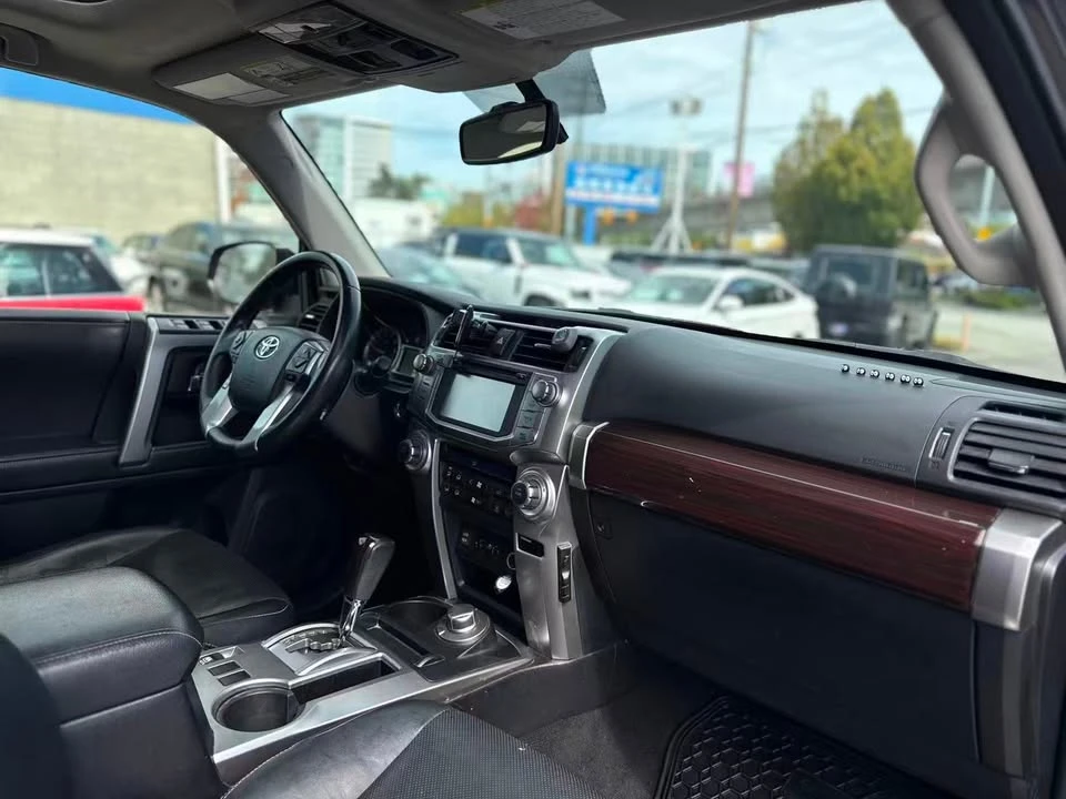 2016 Toyota 4Runner 5th Gen - Image 11 of 16