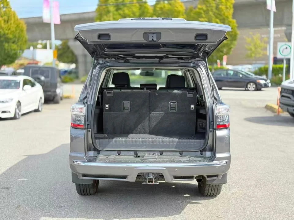 2016 Toyota 4Runner 5th Gen - Image 9 of 16